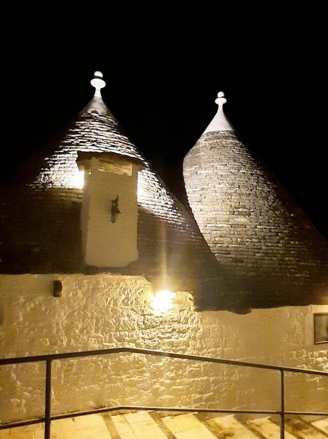 فيلا Trullo Paolisi ألبيروبيللو المظهر الخارجي الصورة
